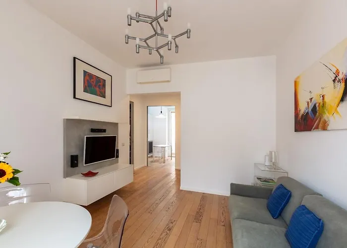 Casa Giuliana 91 By Hili Roma